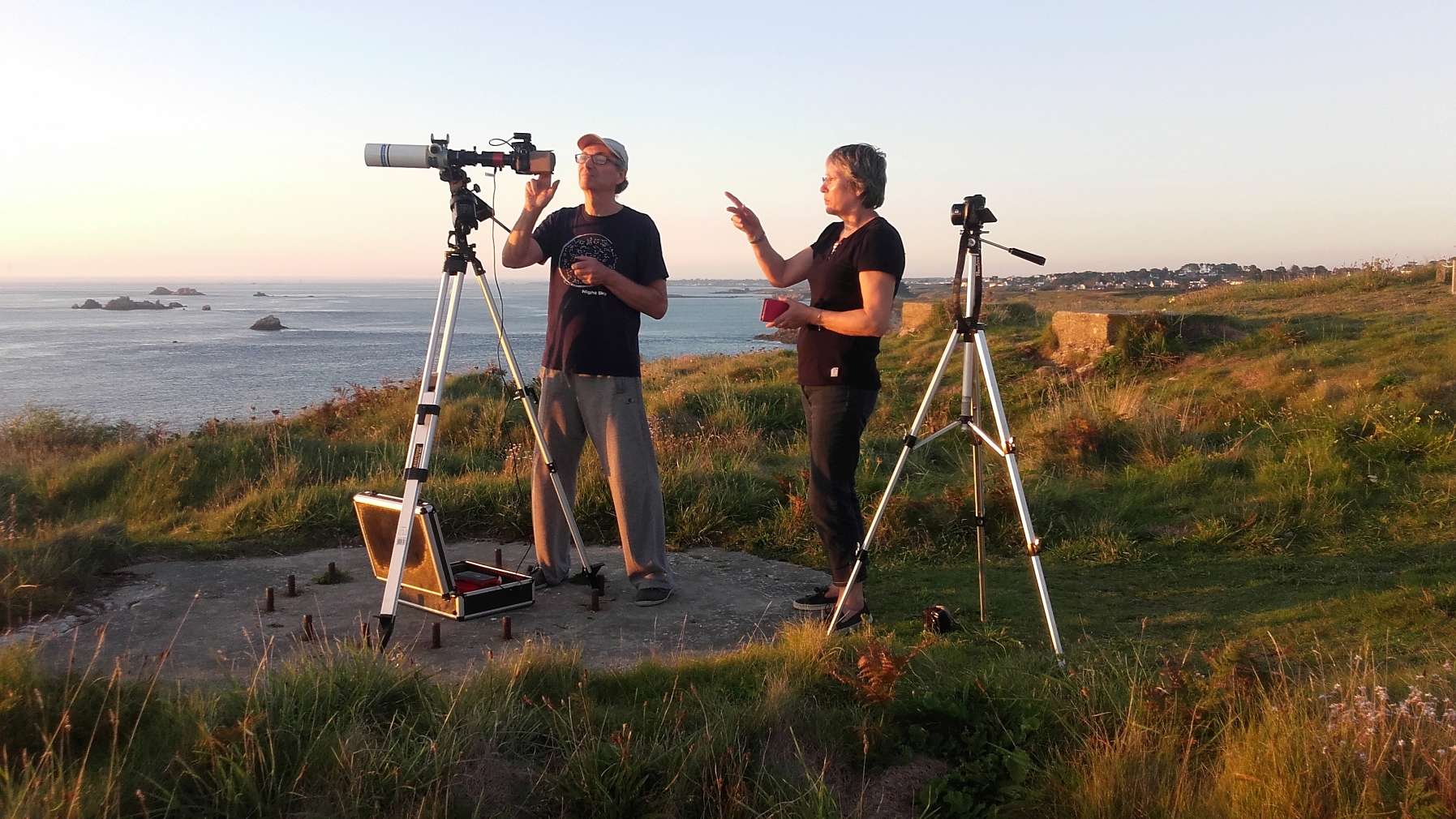 Pointe de Corsen : éclipse très partielle du soleil couchant (21/08/17) Eclips11