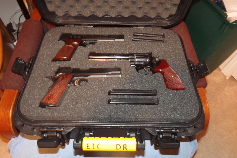 Anyone use a hardshell case for all their pistols? Dscf1216