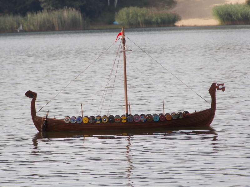 WIKINGERSCHIFF 1:50 vergrößert auf 1:12,5  - Teil 2 - - Seite 19 81010