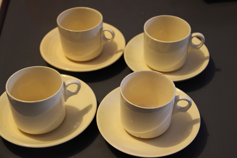 Ambrico e/w cups and saucers like smaller railway cups Img_2710