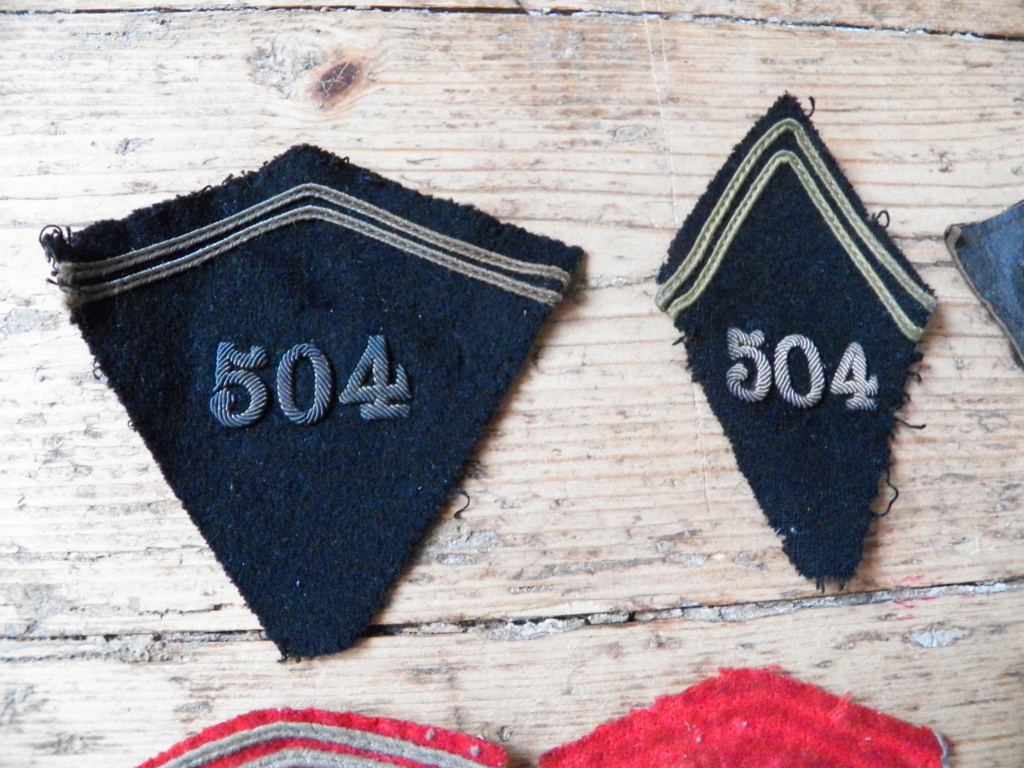 pattes de collet 9e régiment ZOUAVE et divers RCC 102_0442