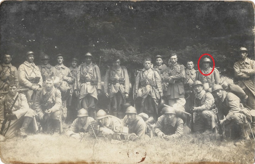 une tenue d'adjudant du 41e RI, un képi de sergent chef du 41e RI (adjudant HAMON Rennes), sac troupe motorisées et un tromblon VB 19316_10