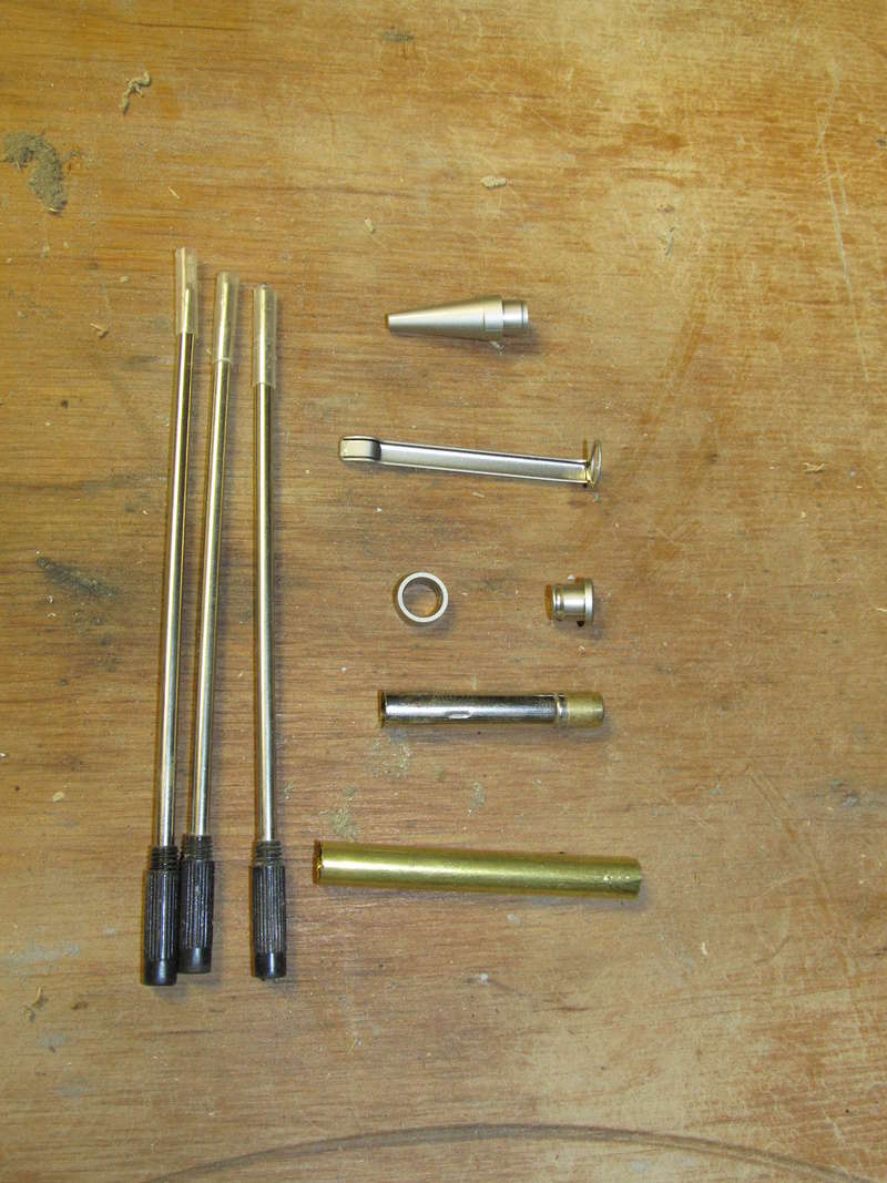 Avis Tour à bois F46-255 occasion - Page 2 Outils13
