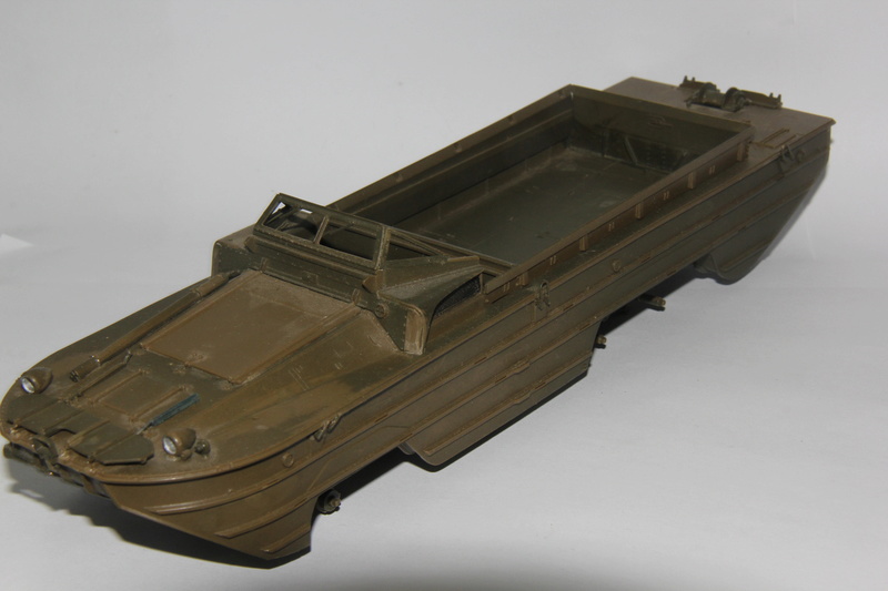 GMC DUKW et Général De Gaulle Italeri 1/35 00226