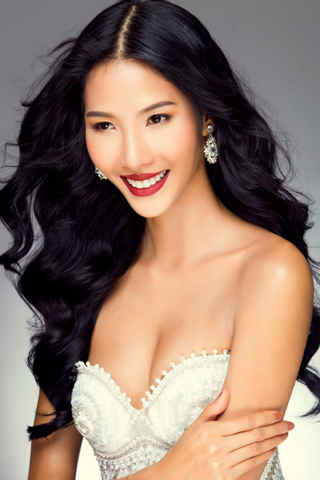 2019 | MISS UNIVERSE VIETNAM | HOÀNG THÙY - Page 7 202e6411