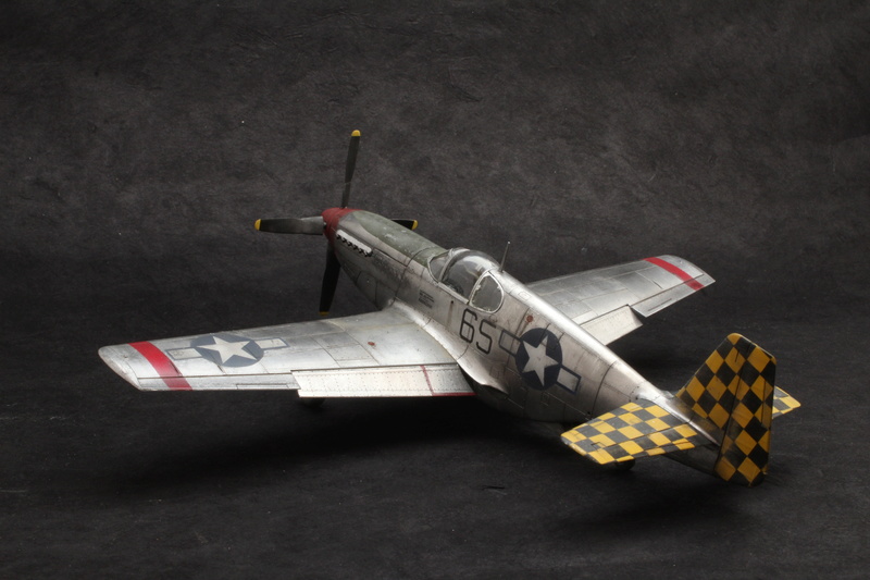 North American P-51-B Mustang 318 Fighter Squadron  325 Fighter group Must210