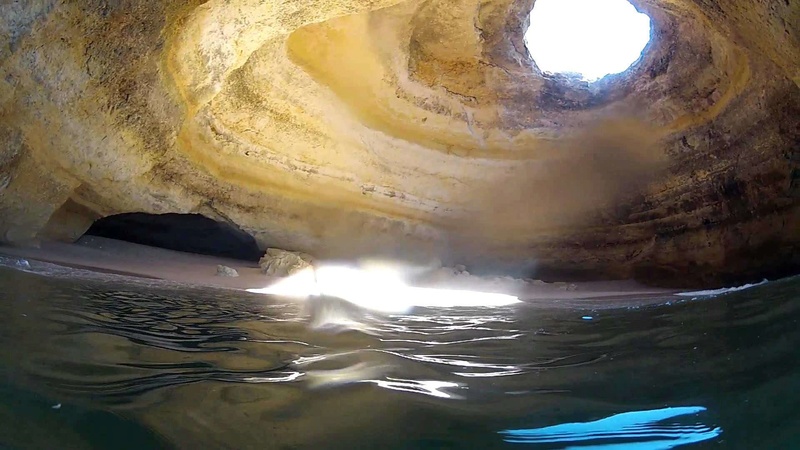 Découvrez les plus incroyables grottes du monde. 810