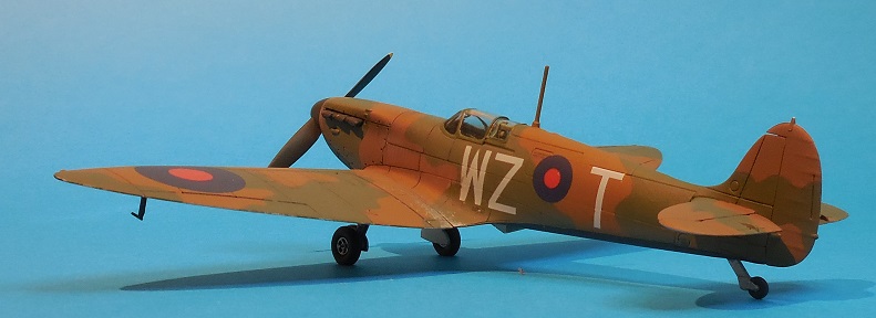 Spitfire Mk I bipale Airfix new tool Dscn2813