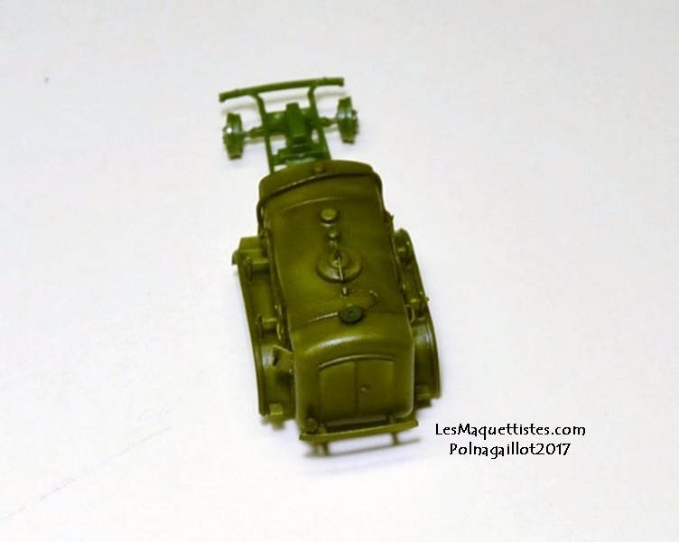 * 1/72   BZ-38 Refueller.        UM 003_8019