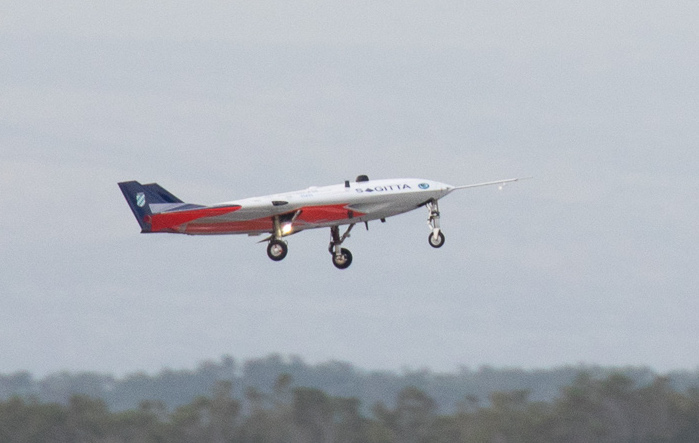 Airbus & space drone font voler  une aile a reaction Sagitt10