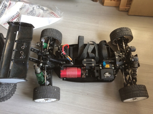 Losi eight e 2.0 Img_3114