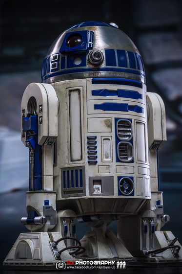 Star Wars : 1/6 R2-D2 (Hot Toys) 00135510