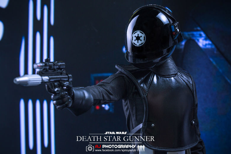 Star Wars : 1/6 Death Star Gunner (Hot Toys) 13103211