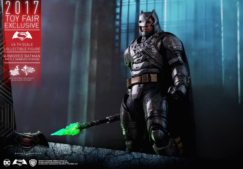 Armored Batman Battle Damaged 1/6 - 2017 Toy Fair Exclusive (Hot Toys) 13203710