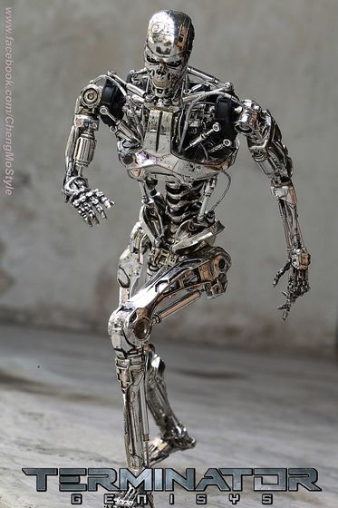 Terminator Genisys 1/6th - Endoskeleton collectible figure (Hot Toys) 19510211