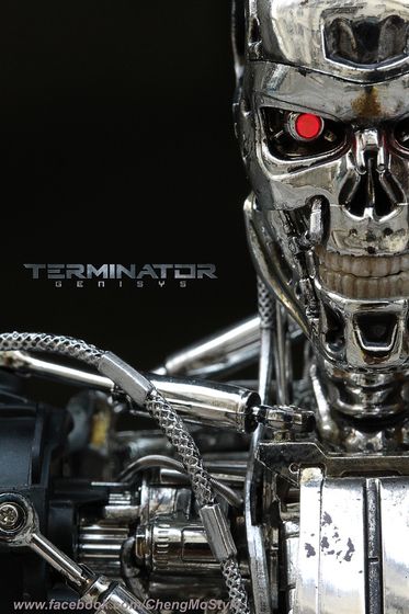 Terminator Genisys 1/6th - Endoskeleton collectible figure (Hot Toys) 19510611