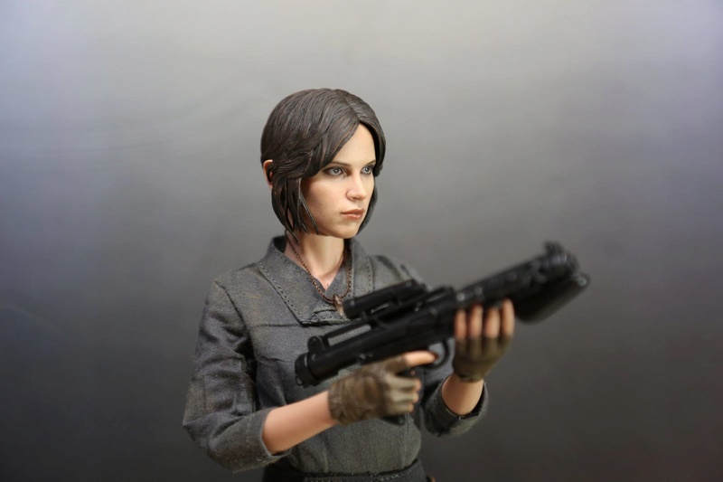 Star Wars Rogue One : 1/6 Jyn Erso collectible & deluxe set (Hot Toys) 22104310