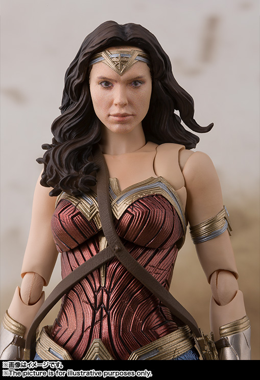 Wonder Woman (S.H.Figuarts/Bandai) Item_049