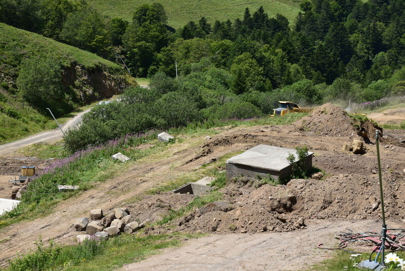 Construction télésiège fixe de la Combe - Chantiers Le Lioran 2017 Dsc_0128