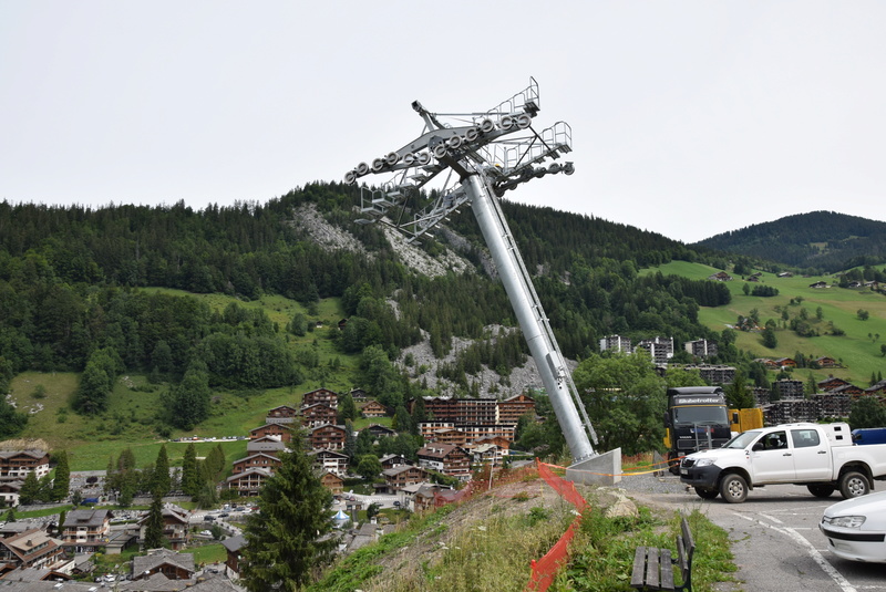 Remplacement télésiège du Crêt de Merle (TSD6) La Clusaz - Chantiers 2017 - Page 3 Dsc_0820