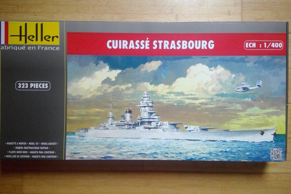 Cuirassé STRASBOURG 1/400 Réf 81082 Helle314