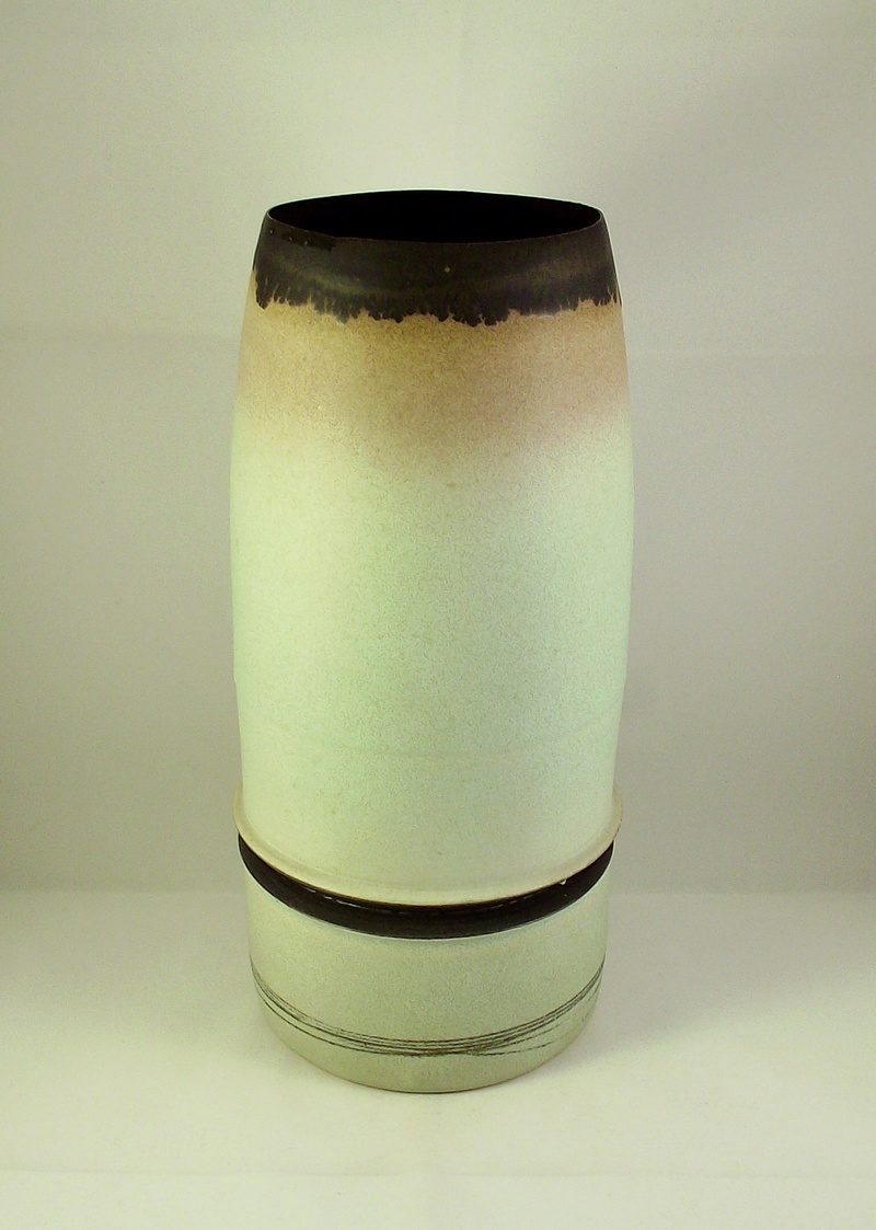 Tall Vase With Impressed Mark - Ian Pirie  Dscf5310