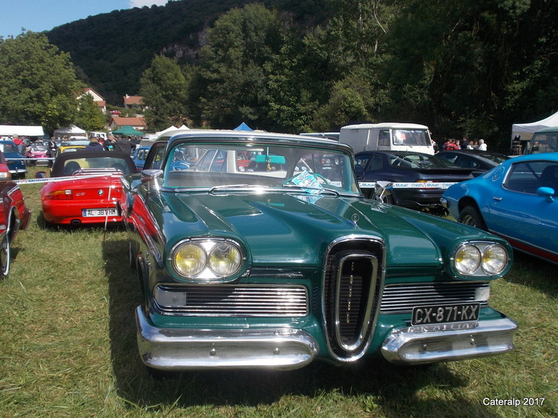 Rassemblement vehicules anciens de Vernas ( Isère) Vernas35
