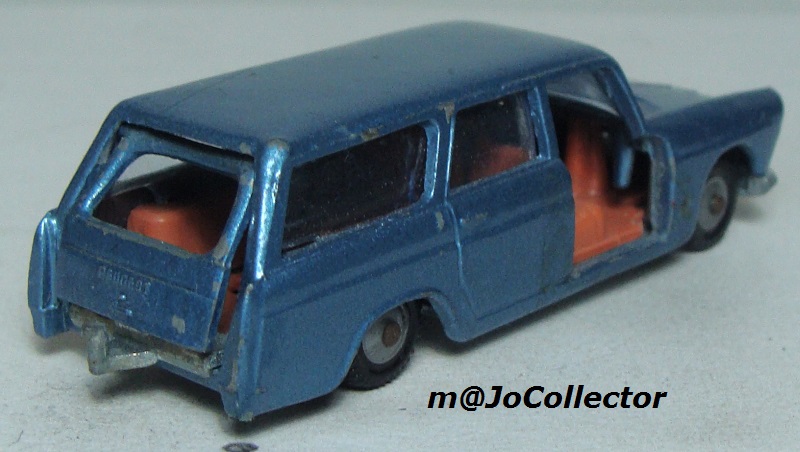 N°206 PEUGEOT 404 BREAK CIVILE 116_pe10