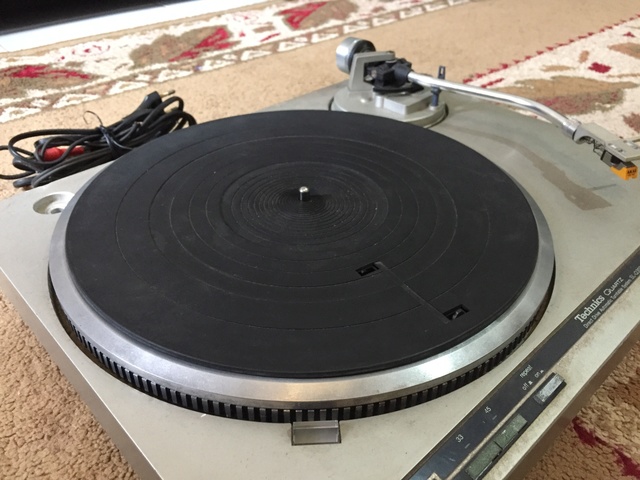 TECHNICS SL-Q303 Direct Drive Turntable ~SOLD~ Img_1641