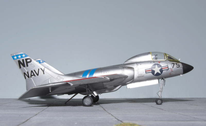 [FUJIMI] VOUGHT F 7U-3 CUTLASS Réf 27010 Fujimi20