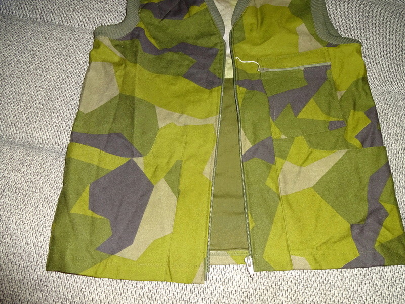 Sweden M90 commercial/home made vests Dsc03119