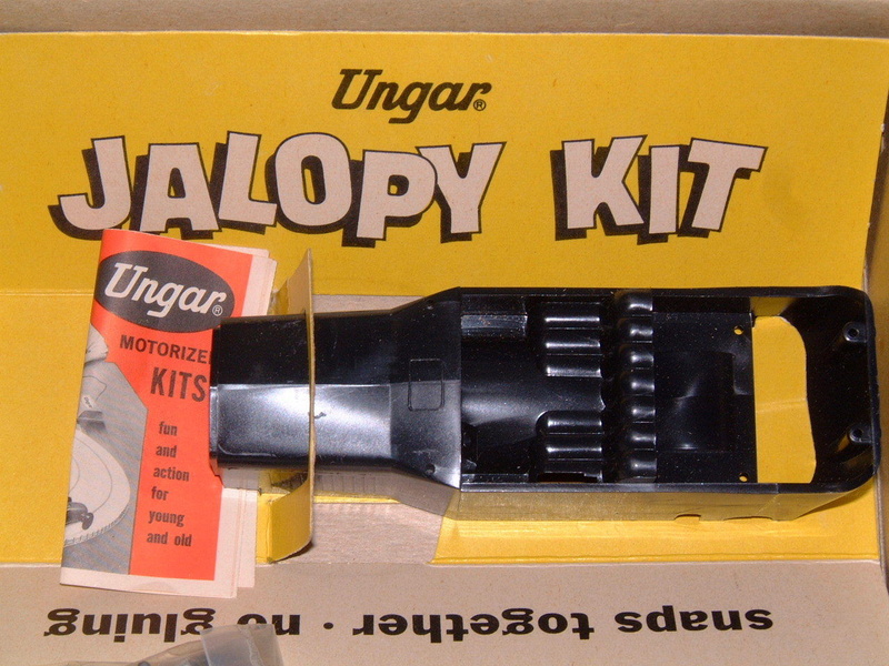 Ungar - Hot Rod Jalopy Kit - Battery operated - Easy to snaps together no gluing - easy to build in 15 minutes!! 6411