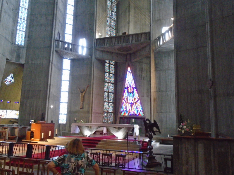 Église Notre-Dame de Royan  (France) - Guillaume Gillet et Marc Hébrard Dsc08629