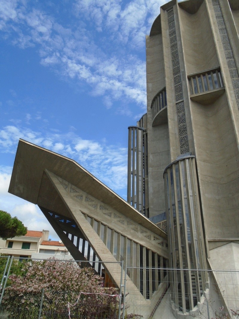 Église Notre-Dame de Royan  (France) - Guillaume Gillet et Marc Hébrard Dsc08632