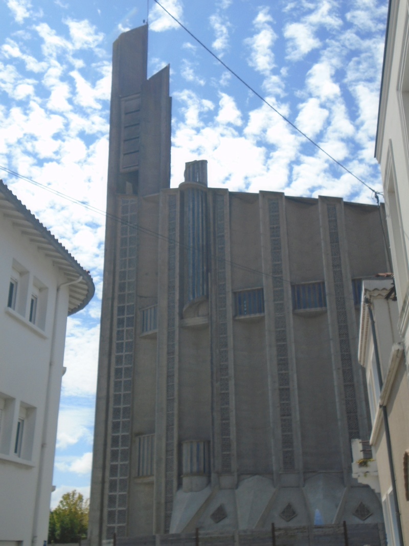 Église Notre-Dame de Royan  (France) - Guillaume Gillet et Marc Hébrard Dsc08643