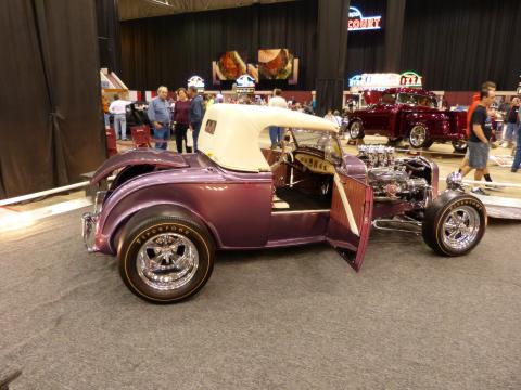 1932 Ford - Friendly Persuader - Purple Trophy Eater - The Farroni Brothers Feat1311