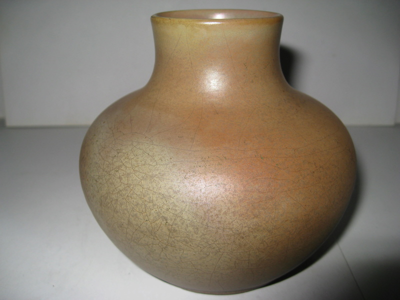 Ashworth Art Pottery 1909-1914, Lustrosa & Estrellla ranges   Img_2625