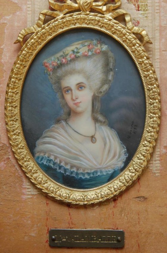 Miniatures représentant Marie-Antoinette du XVIIIème siècle (généralités) Tumblr17