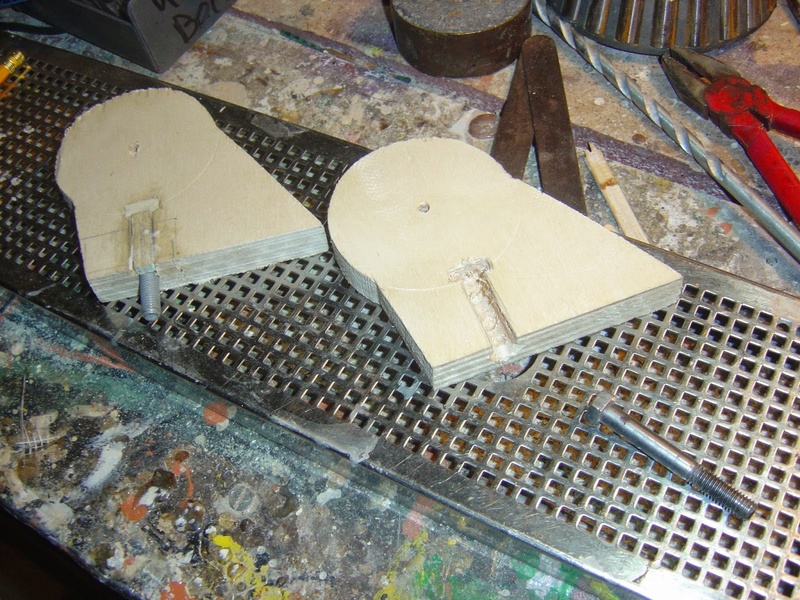 fabrication etape par étape de mon droideka Droide68