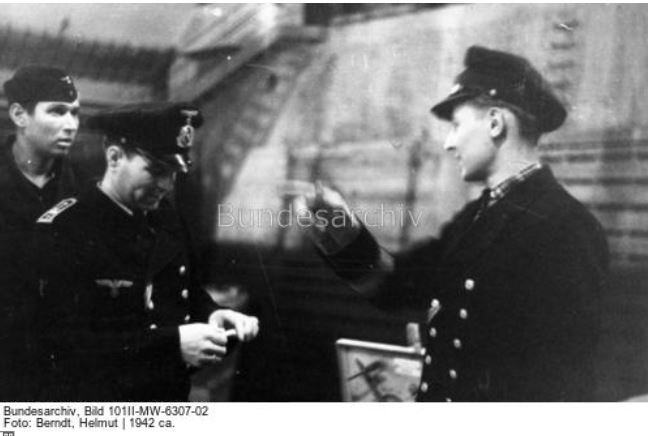 Photos Bundesarchiv sur les uniformes S Boot Sboot310