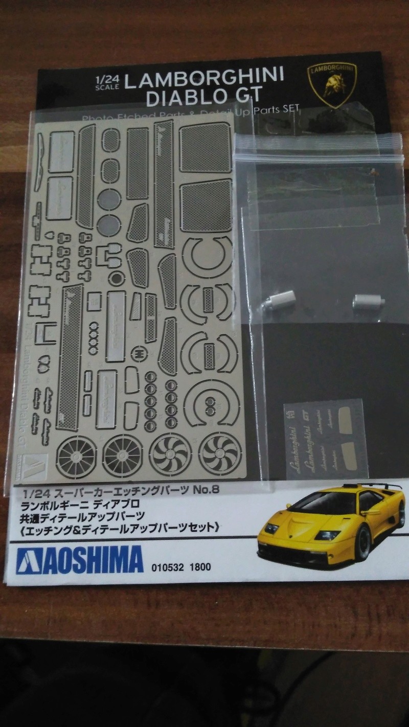 Aoshima 1:24 Lamborghini Diablo GT mit Detail Up  Parts Img_2201