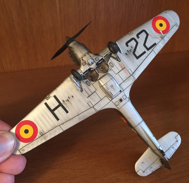 Hawker Hurricane mk1 - Airfix - 1/72 Img_4337