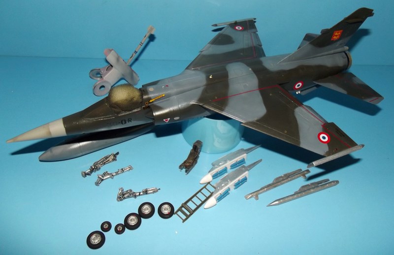 MIRAGE F1 CT KITTY HAWK 1/48 NEU NEU Dscf6845