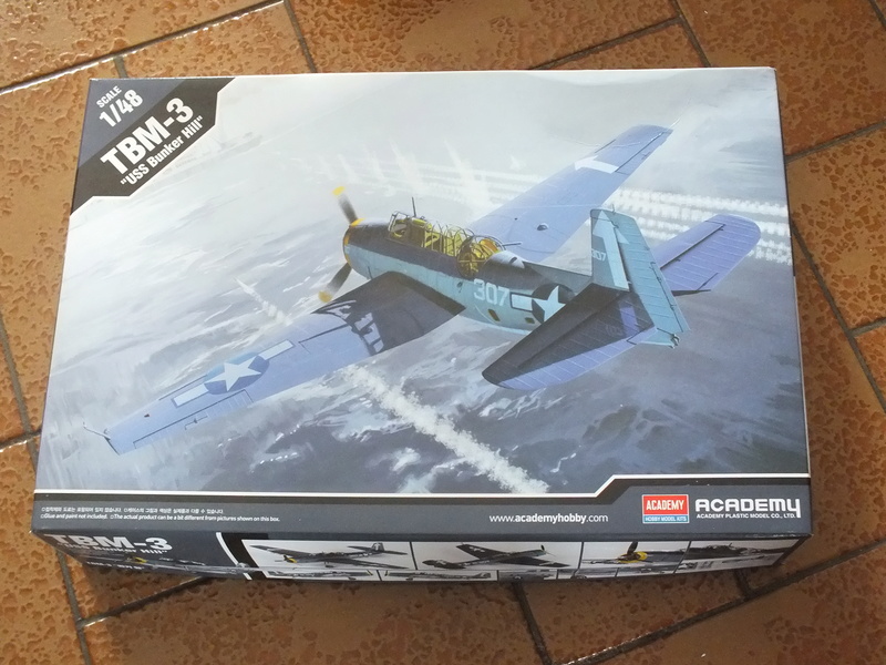 TBM-3 Avenger from USS Bunker Hill 1/48 Academy Dscf0410