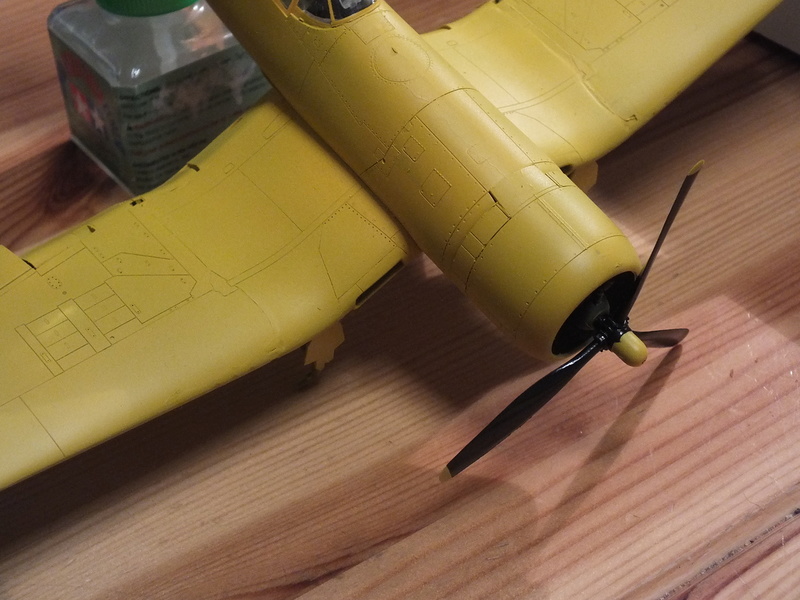 Corsair F4AU-1A 1/48 Tamiya réf.61070 décoration spécifique à mon pseudo............ - Page 2 Dscf1653