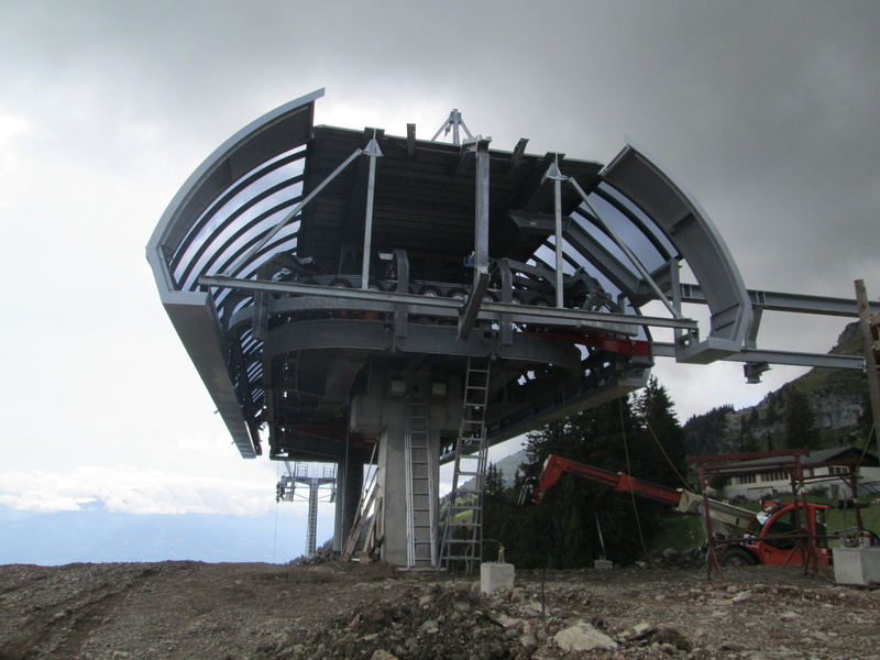 Construction du télésiège débrayable 4 places Le Fer-Brion-Tête d'Ai à Leysin VD Suisse (TSD4) Img_2048