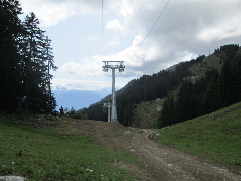 Construction du télésiège débrayable 4 places Le Fer-Brion-Tête d'Ai à Leysin VD Suisse (TSD4) Img_2054