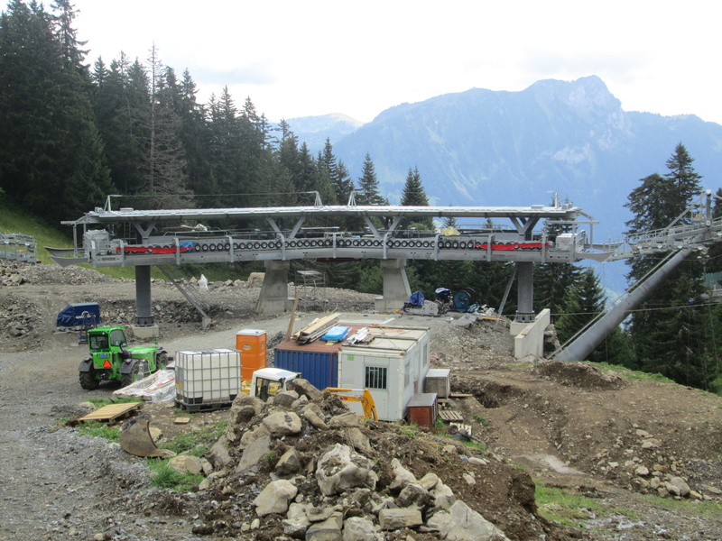 Construction du télésiège débrayable 4 places Le Fer-Brion-Tête d'Ai à Leysin VD Suisse (TSD4) Img_2063