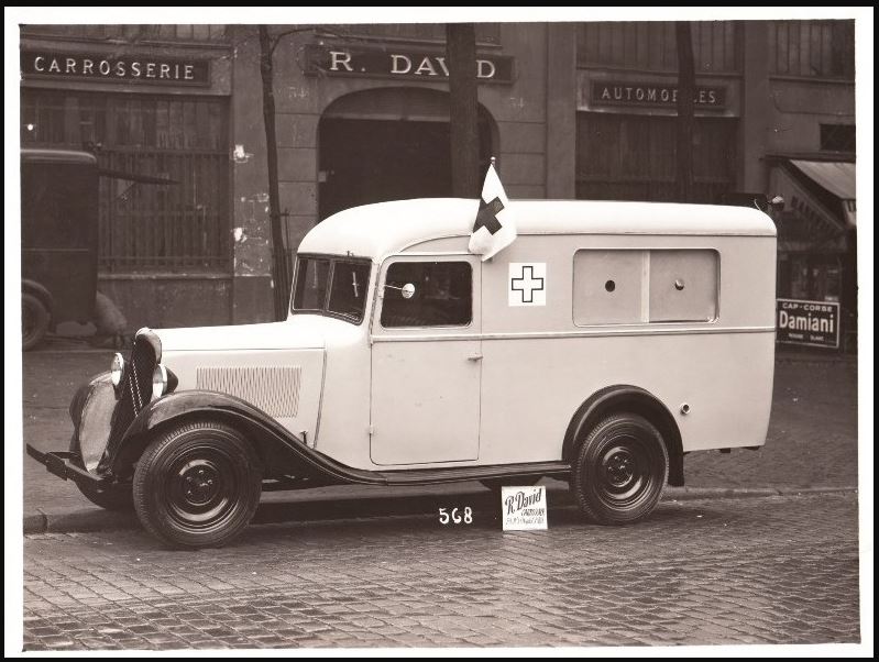 Citroën miniatures > "Ambulances, transports de blessés et assistance d'urgence aux victimes" 0134