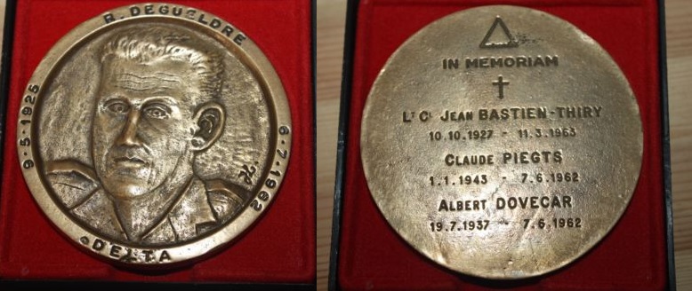 Médaille de table OAS Deguel10